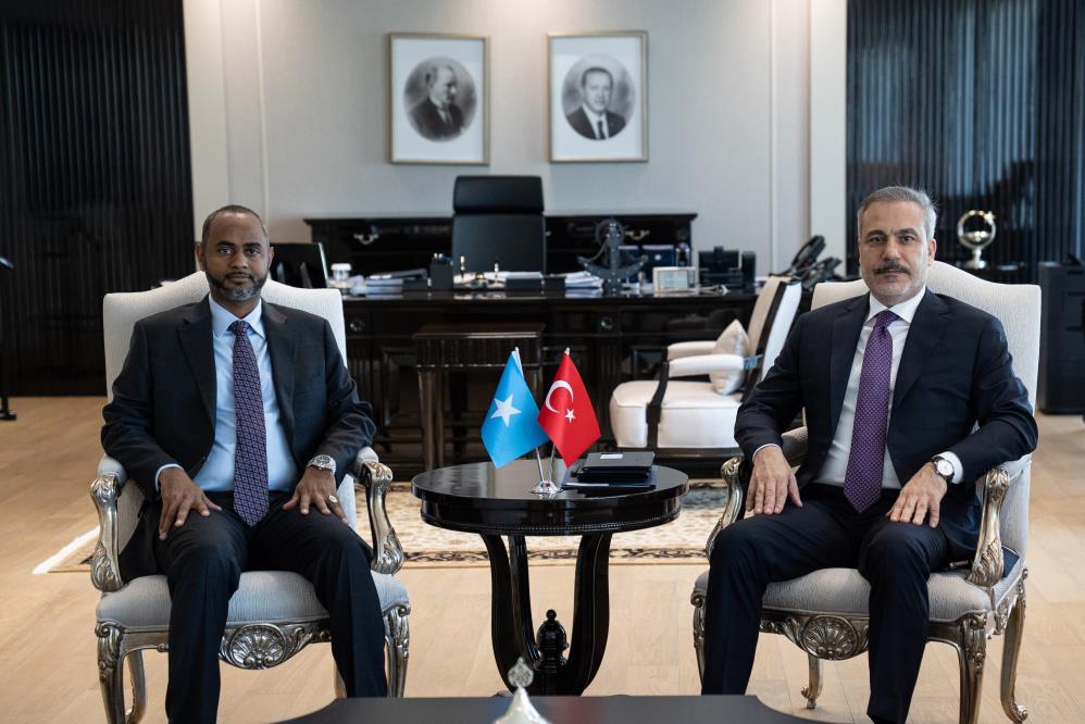 Fidan, Somali Limanlar ve Deniz Ulaştırma Bakanı Nur ile görüştü