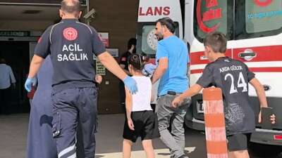 Bursa’da çocuğun diline bıçak saplandı