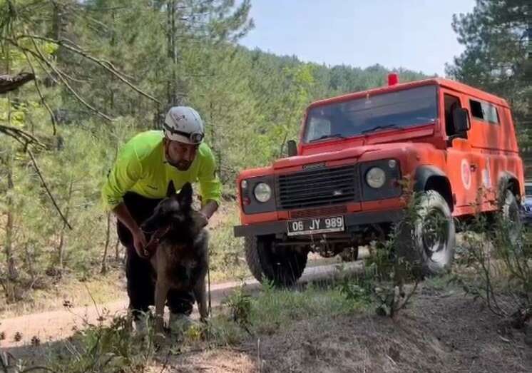 Bursa’da kayıp alarmı: Küçük çocuk her yerde aranıyor!