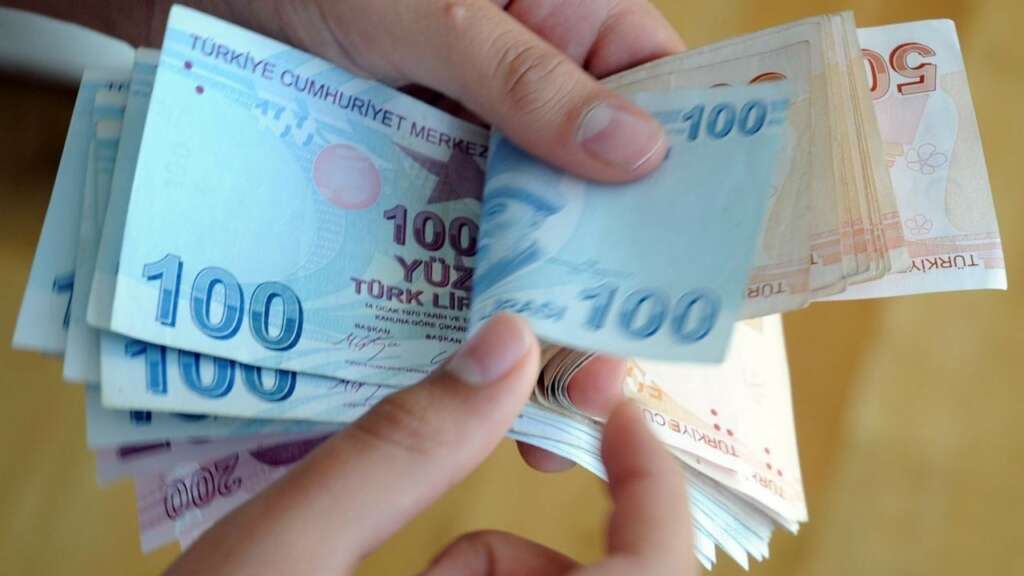 AK Parti duyurdu: Emekli maaşlarına düzenleme yapılacak