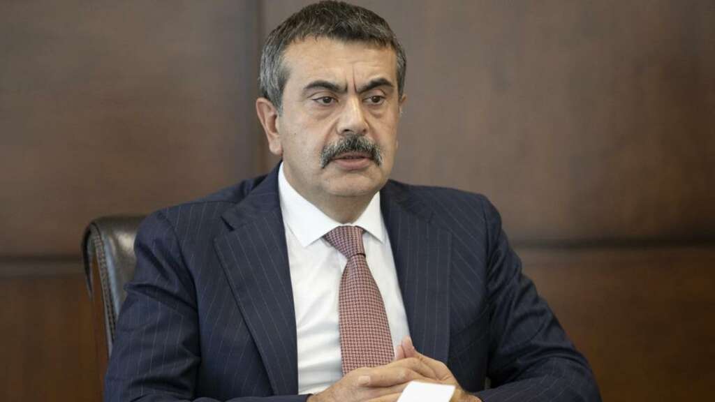 MEB takvimi açıkladı! 10 Kasım kararı tartışma yarattı… CHP’den sert tepki