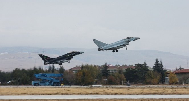 Almanya’dan Türkiye’ye Eurofighter onayı!