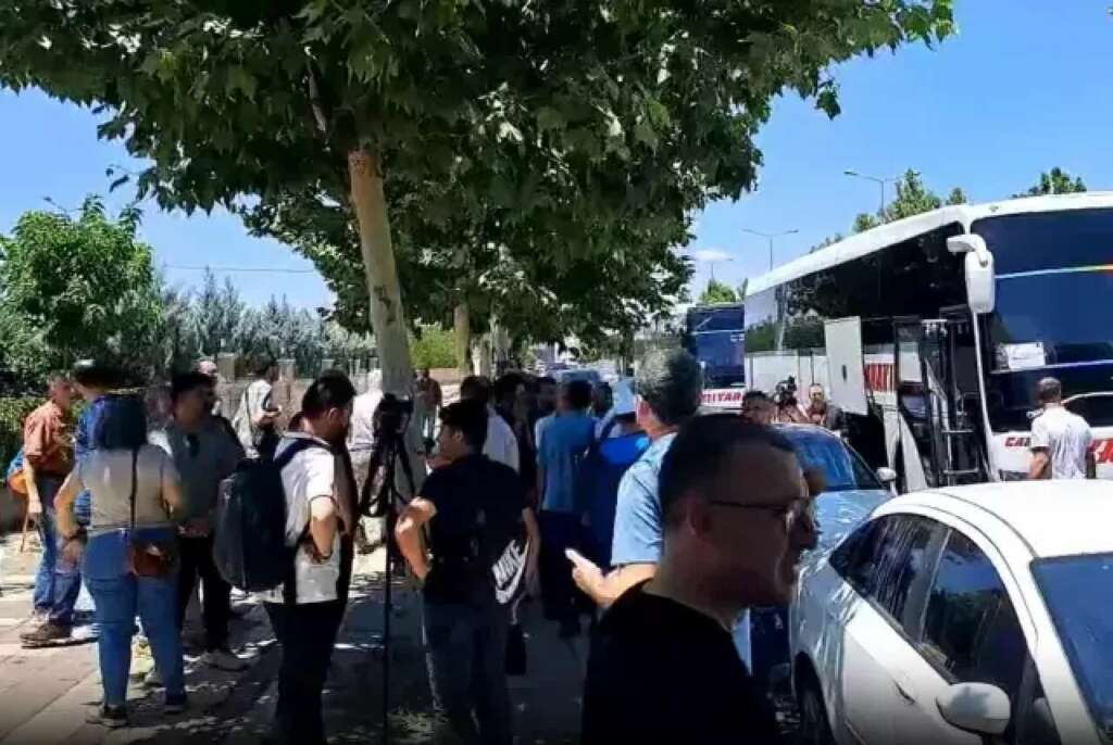 DEM heyeti, silah bırakma alanında