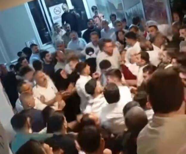 Bursa’da düğün kabusa döndü, taraflar birbirine girdi