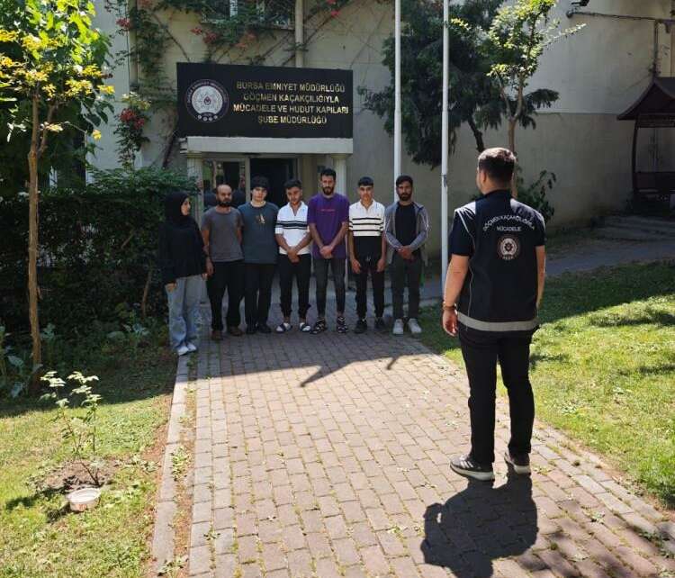 Bursa’da göçmen kaçakçılığı operasyonu