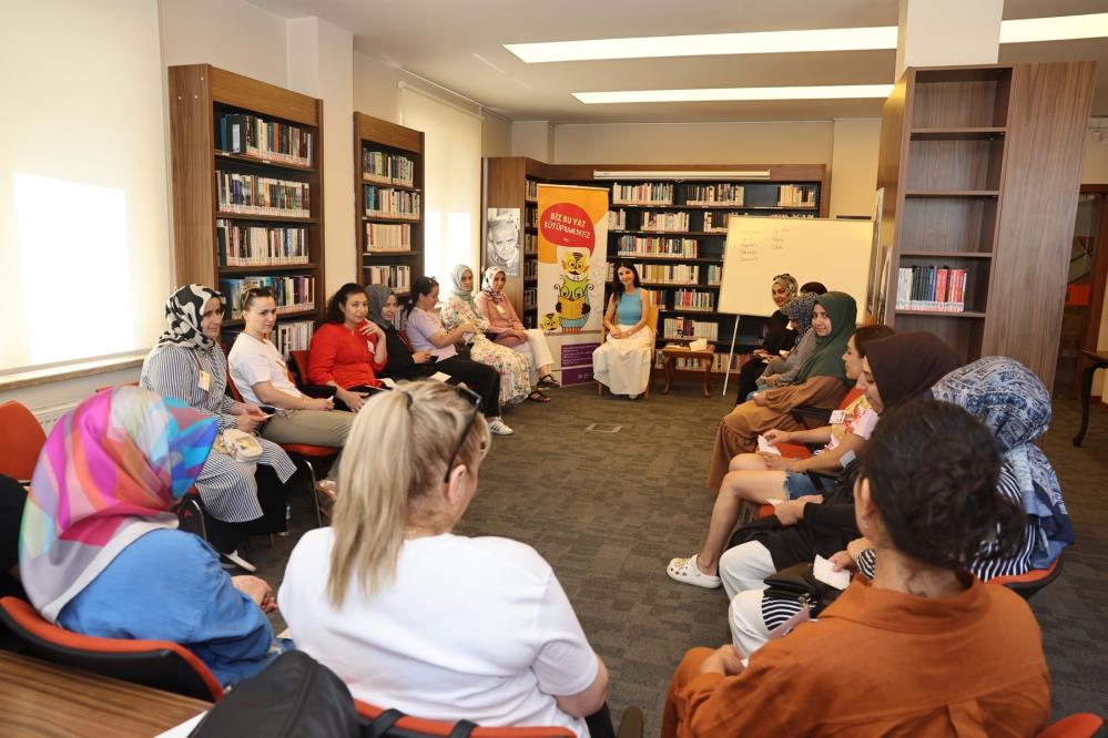 Bursa’da anneler ve çocuklar kütüphanelerde buluşuyor