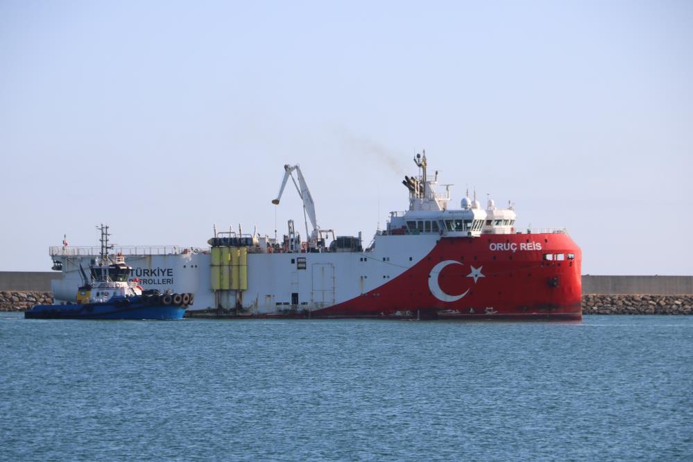Oruç Reis, Filyos Limanı’na demirledi