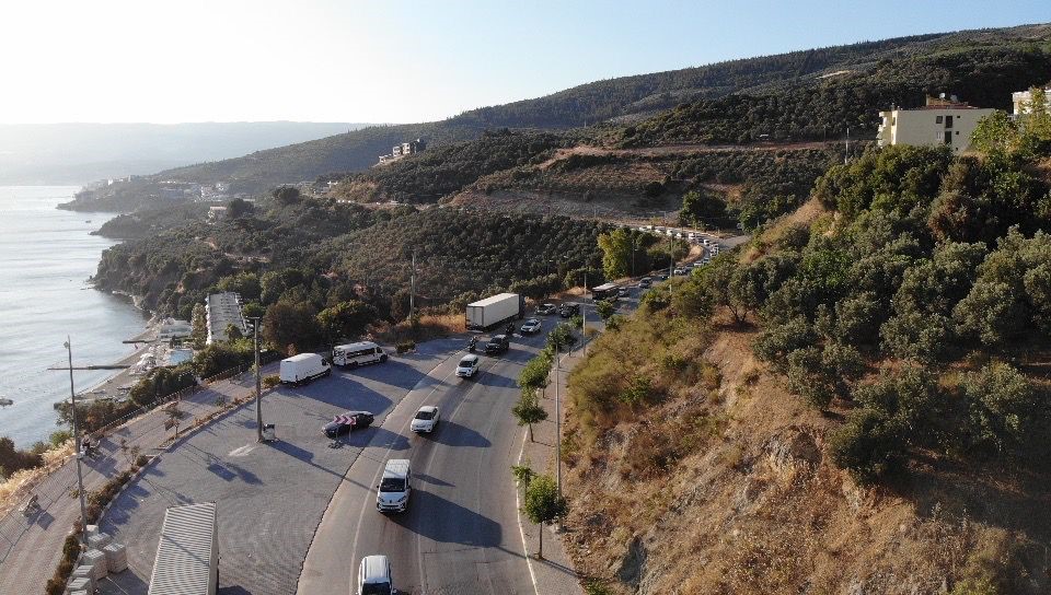 Gemlik-Kumla karayolunda yoğun trafik