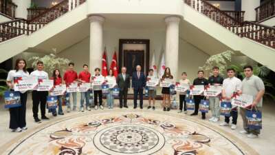 Bursa’da LGS şampiyonları ödüllendirildi