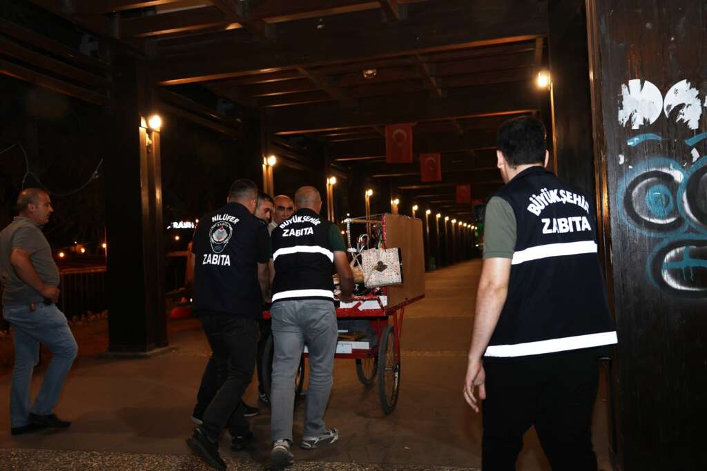Nilüfer’de seyyar satıcı operasyonu