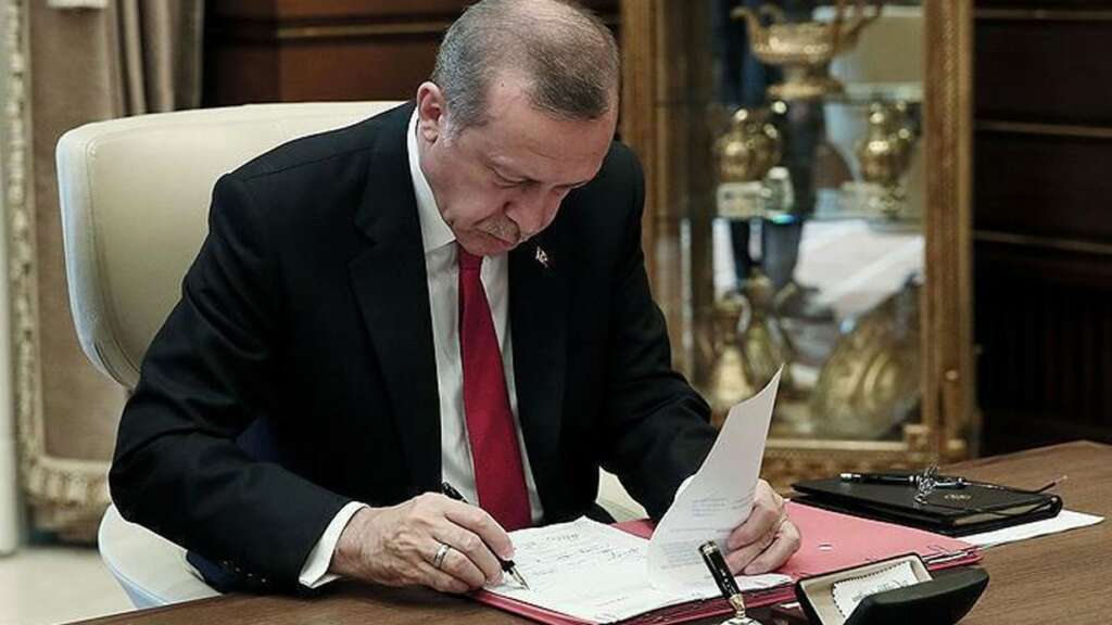 Cumhurbaşkanı Erdoğan’dan o isimlere yeni görev! Cumhurbaşkanı Erdoğan’dan o isimlere yeni görev!
