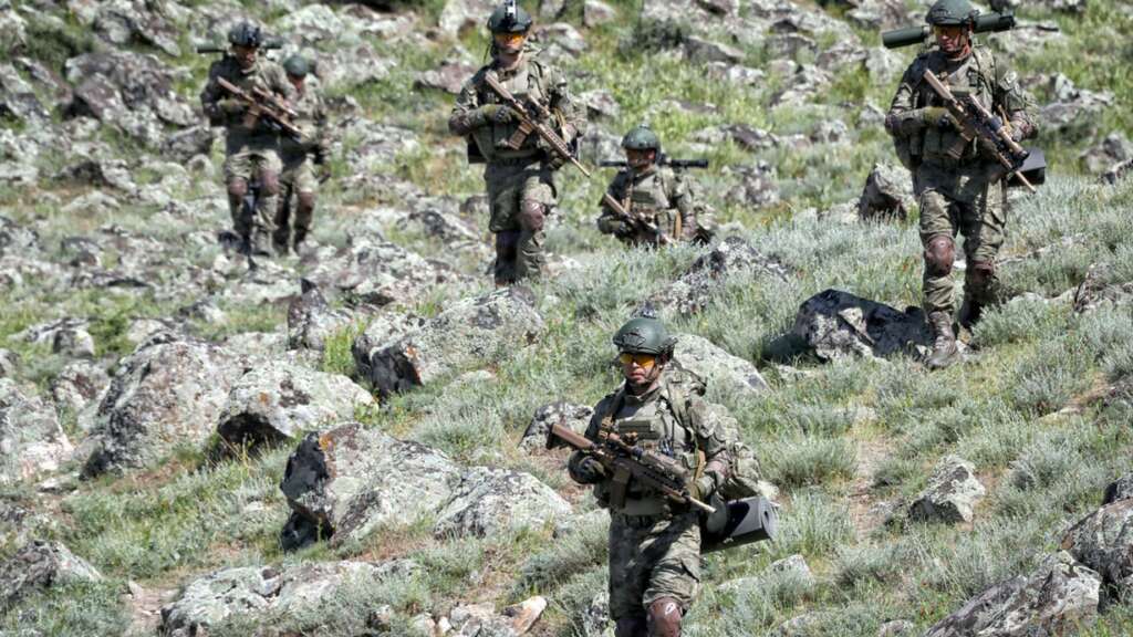 MSB: 3 PKK’lı terörist teslim oldu