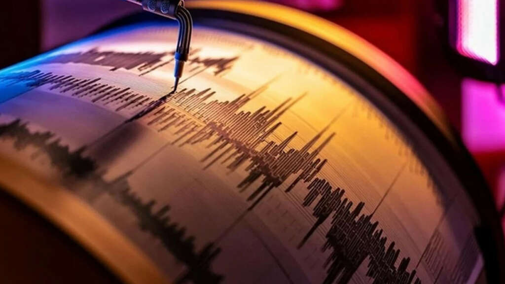 Endonezya’da korkutan deprem!