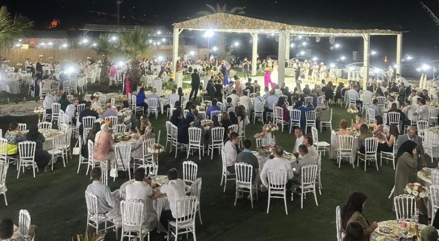 Bursa'nın Karacabey ilçesinde bulunan Karacapark Davet ve Organizasyon Tesisleri yönetimi,