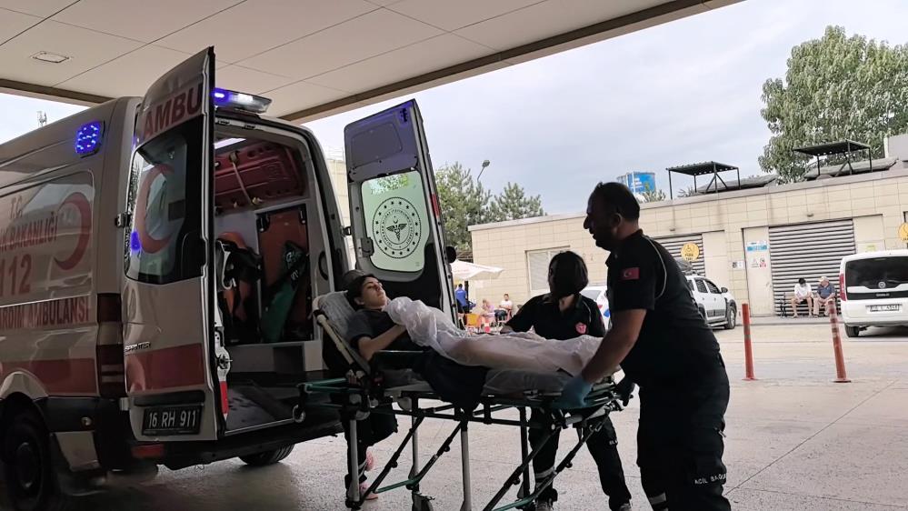 Bursa'nın İnegöl ilçesinde Gross 16 zincir marketin bir şubesinde üzerine