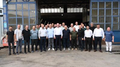 Karacabey Belediye Başkanı Fatih Karabatı, halkla iç içe yönetim anlayışı