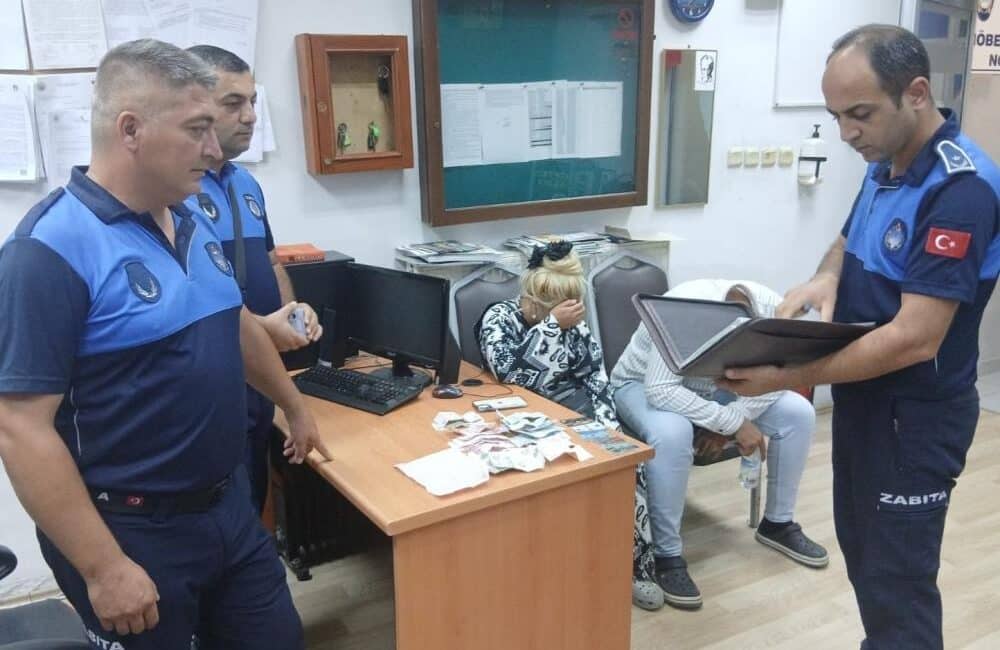 Bursa'nın Gemlik ilçesinde "yoğun bakımda hastamız var" diyerek dilencilik yapan