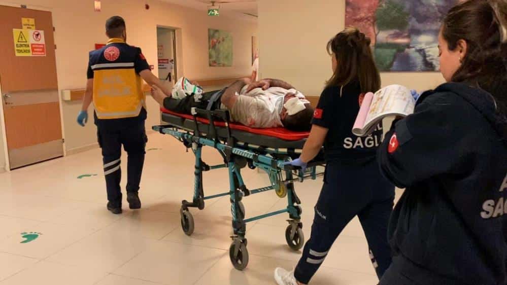  Bursa'nın İnegöl ilçesinde meydana gelen kazada 2 kişi yaralandı.