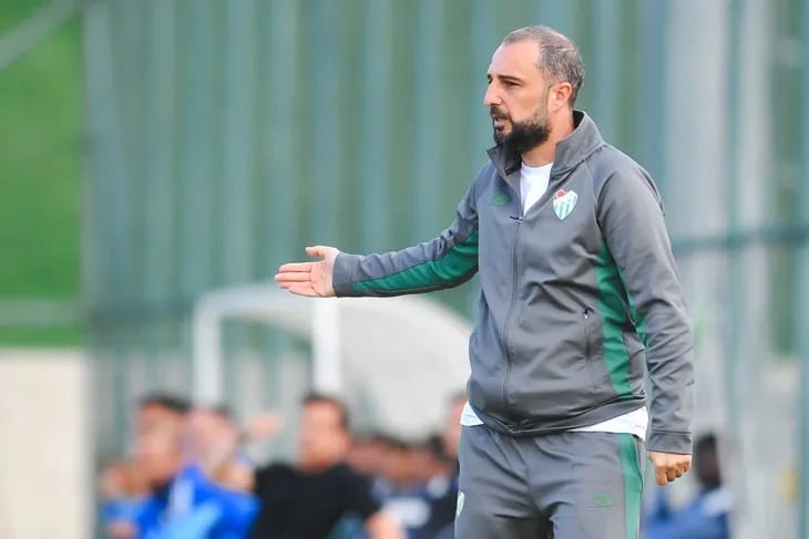 Yeni sezon hazırlıklarına Erzurum’da devam eden Bursaspor, antrenman maçında Sarıyer’i