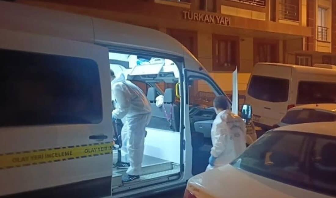 İstanbul Sultangazi'de Azad K. (20), tartışma yaşadığı annesi Çiğdem K.'yi