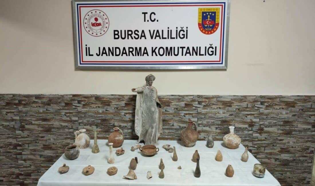  Nilüfer’de jandarma ekiplerinin düzenlediği operasyonda Roma ve Bizans dönemlerine