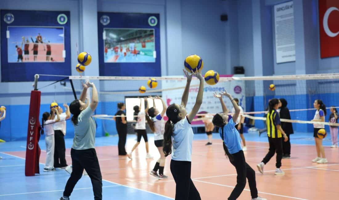 Bursa Büyükşehir Belediyesi tarafından düzenlenen Kış Spor Okulları sayesinde çocuklar