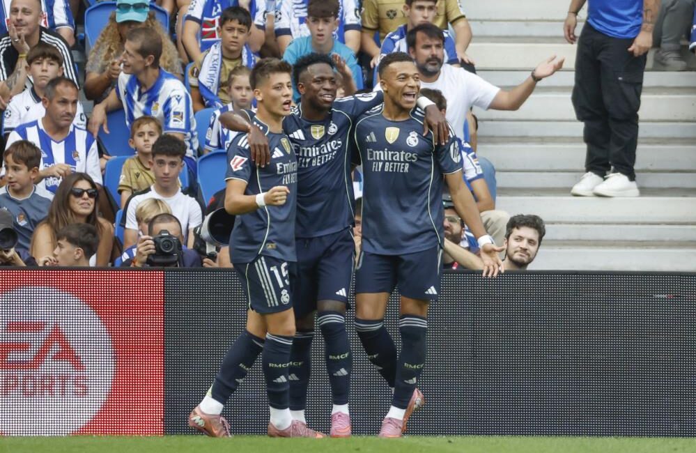 Real Madrid forması giyen Türk genç yetenek Arda Güler, kulübün