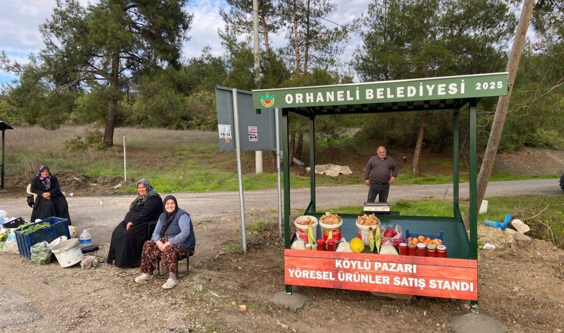 Orhaneli Belediyesi, tarafından köylü çiftçilerin üretmiş oldukları organik meyve ve