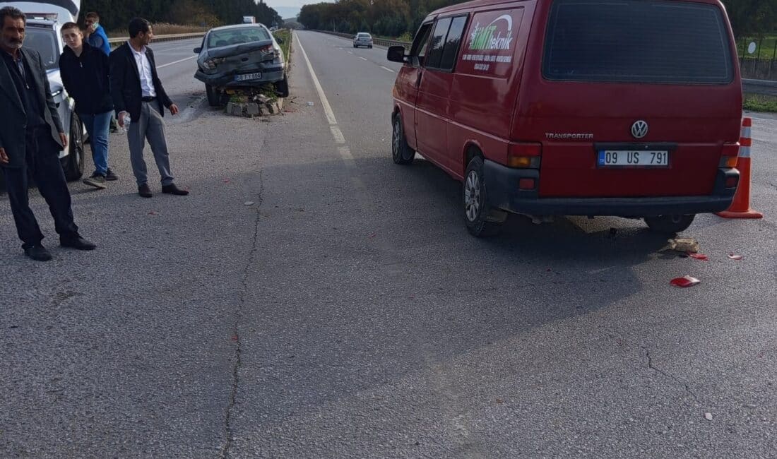 Bursa'nın Karacabey ilçesinde kural ihlali kazaya neden oldu. İki otomobilin