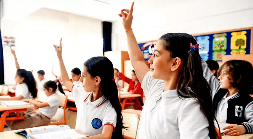 Milli Eğitim Bakanlığına (MEB) bağlı ilk ve ortaöğretim kurumlarındaki yaklaşık