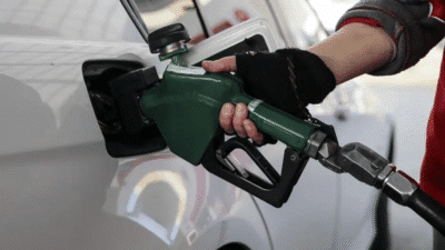 Akaryakıt ürünlerinden motorine zam yapılması bekleniyor.