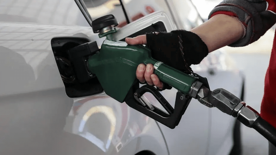 Akaryakıt ürünlerinden motorine zam yapılması bekleniyor.