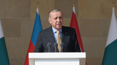 Cumhurbaşkanı Recep Tayyip Erdoğan, Azerbaycan ziyaretinin ardından dönüş yolunda uçakta