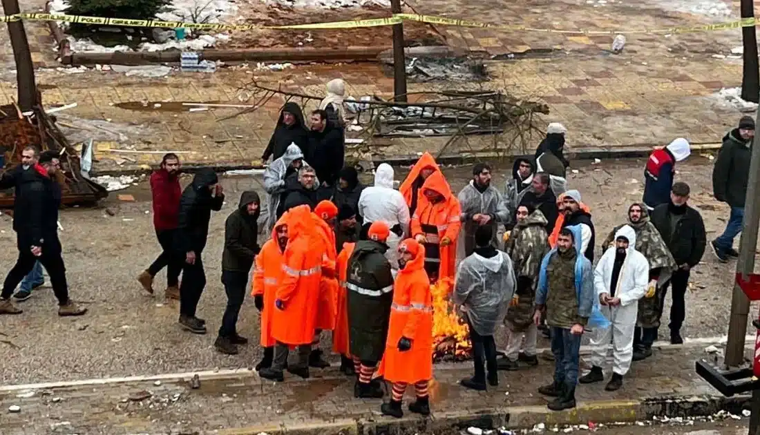 Gaziantep'te depremde yıkılan ve 49 kişinin hayatını kaybetmesine neden olan
