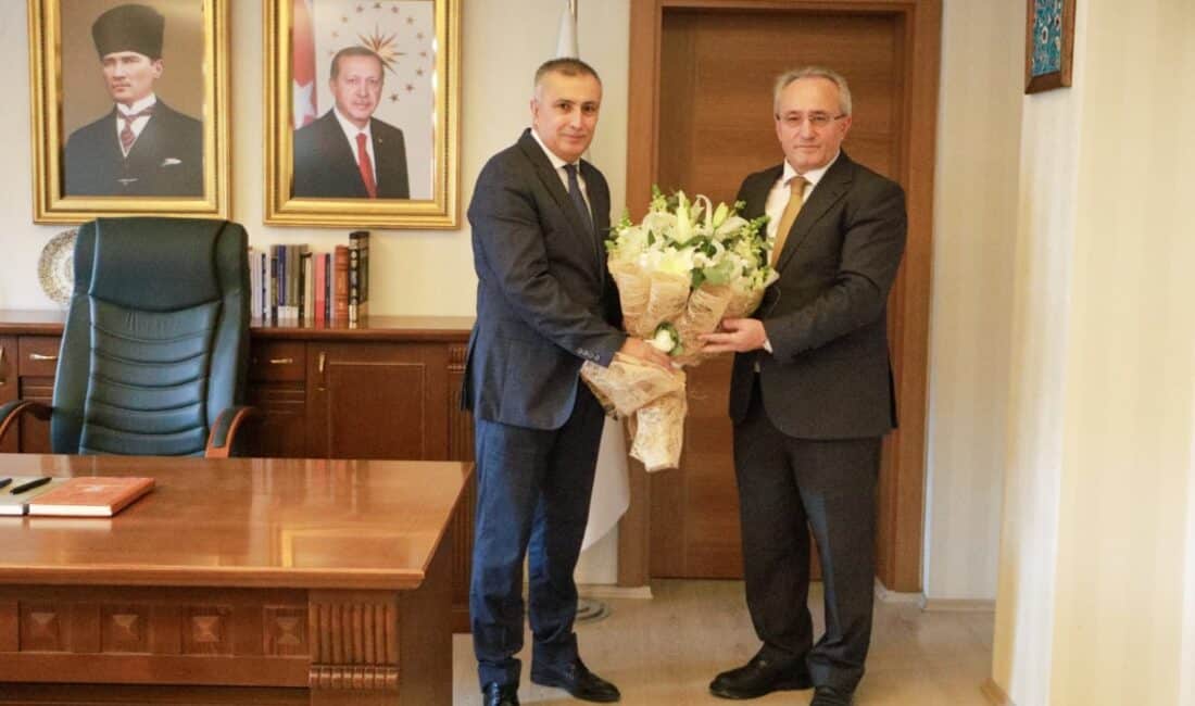 Bursa'nın yeni Milli Eğitim Müdürü Gürhan Çokgezer göreve başladı.