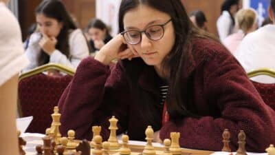 Bursa Büyükşehir Belediyesporlu sporcu Arya Aydoğan, Dünya Hızlı Satranç Şampiyonası