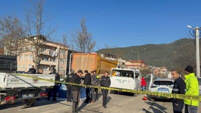 Bursa’nın Gemlik ilçesinde kamyonun çarptığı bisiklet sürücüsü hayatını kaybetti. Kaza,