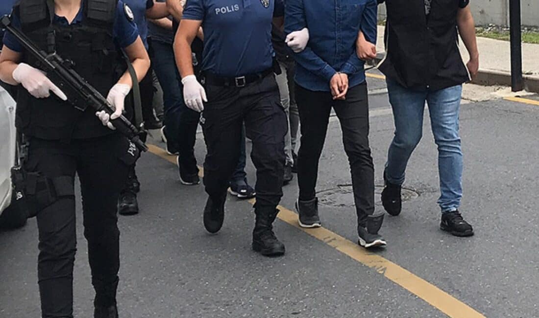  İstanbul'da düzenlenen operasyonda sosyal medya üzerinden terör örgütü DEAŞ'ın