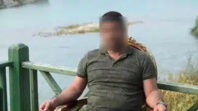 Adana polisinin uyuşturucu sattığı öne sürülen şahsın evine yaptığı baskında,