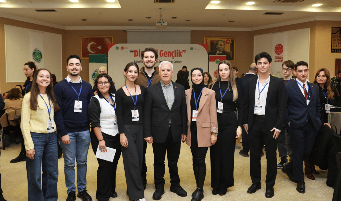 Bursa Büyükşehir Belediye Başkanı Mustafa Bozbey, Bursa Kent Konseyi’nde düzenlenen