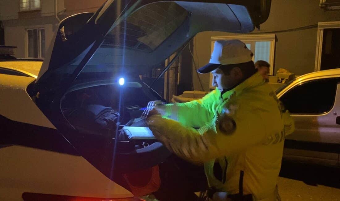 Bursa'nın İnegöl ilçesinde polisin 'dur' ihtarına uymayan sürücü kovalamaca sonucu