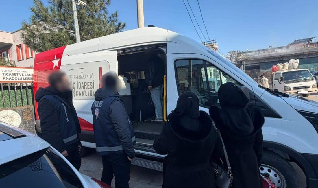 Bursa'da yapılan huzur uygulamasında 4 bin 207 kişi sorgulanırken, 626