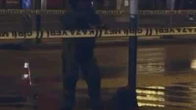 Bursa'da yol kenarına bırakılan şüpheli çanta, bomba ihbarı üzerine polis