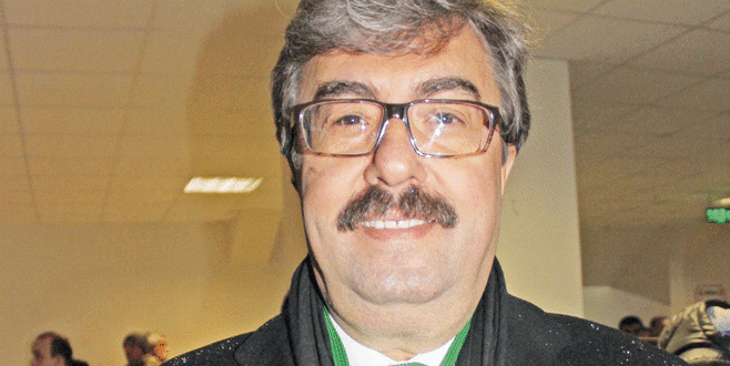 Bursaspor eski yönetim kurulu üyelerinden Adem Sakarya vefat etti.