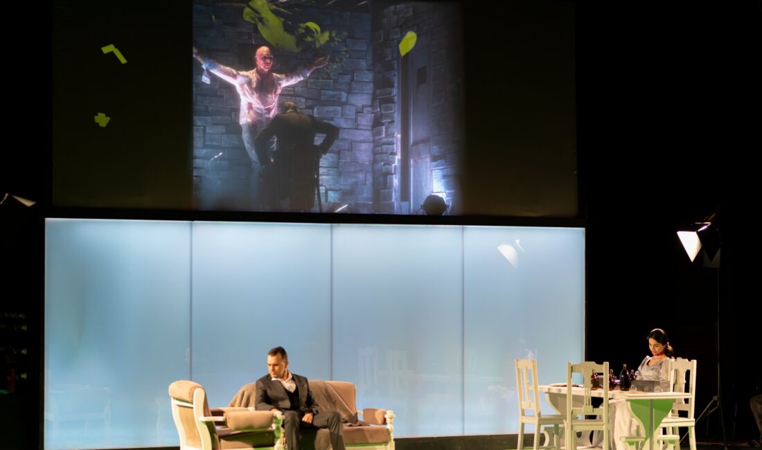 Bursa Büyükşehir Belediyesi Şehir Tiyatrosu, Albert Camus’nün kaleme aldığı, bireysel