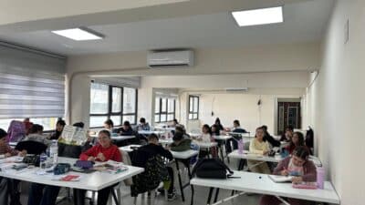Karacabey Belediyesi tarafından 2025 yılında başlatılan Matematik Soru Çözüm Atölyesi,