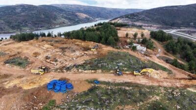 İnegöl Belediyesi'nin yapımını sürdürdüğü İnegöl Millet Bahçesi projesine ilişkin sosyal