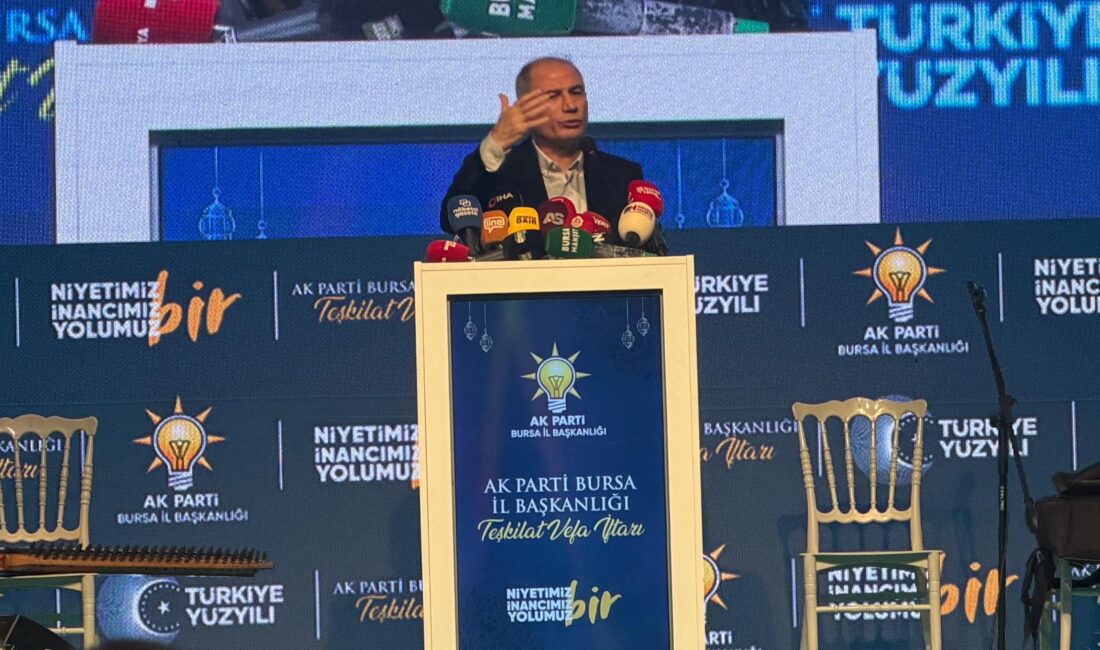 AK Parti Bursa İl Başkanlığı’nın düzenlediği “Teşkilat Vefa İftarı” programı