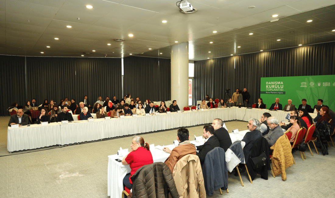 Bursa Planlama Ajansı’nın Danışma Kurulu toplantısında akademisyen ve yöneticilerle bir