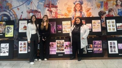 Bursa'nın Nilüfer ilçesinde bulunan Feriha Uyar Mesleki ve Teknik Anadolu